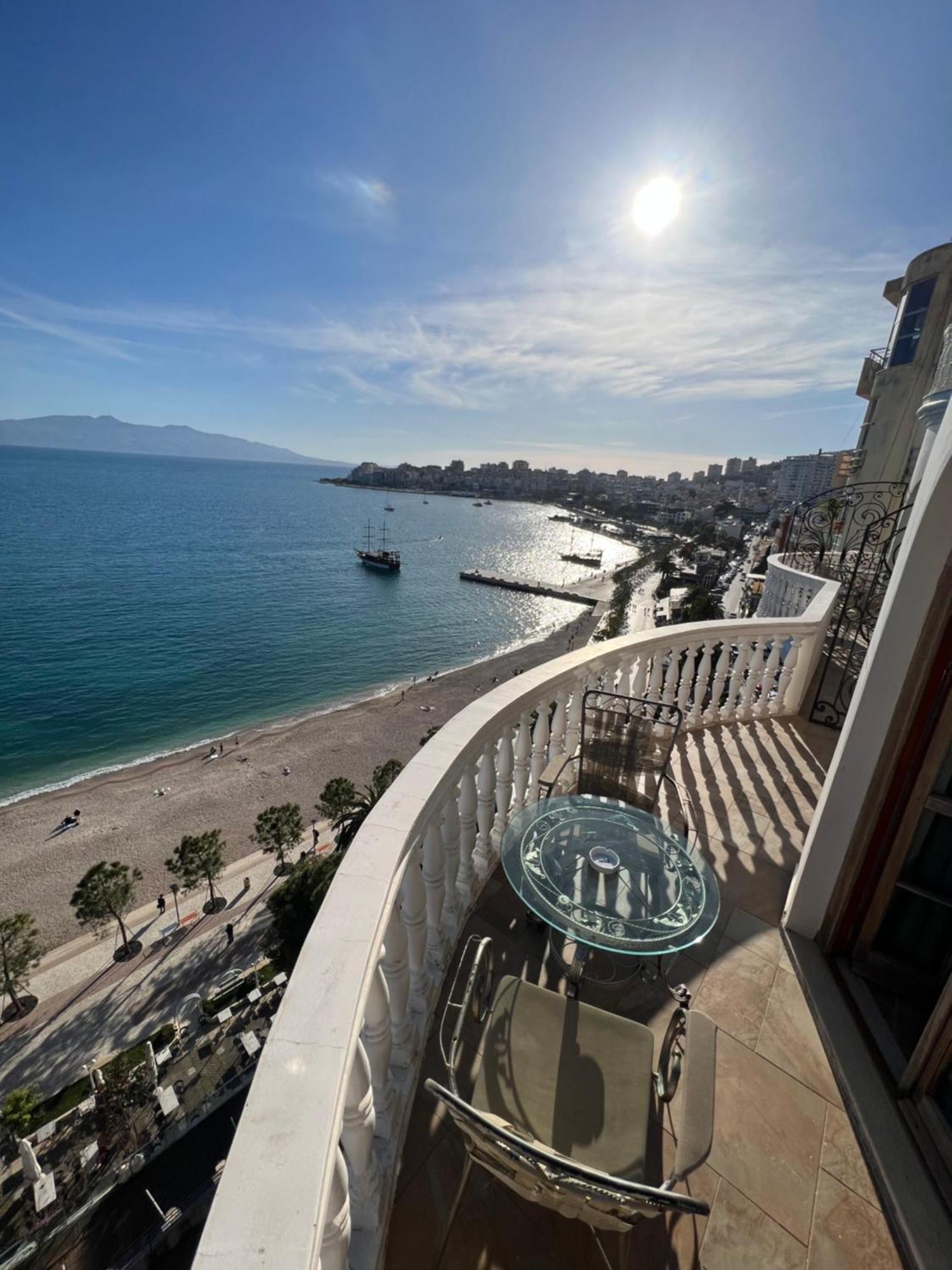 Monte Cristo Hotel With Rooftop Pool Sarandë エクステリア 写真