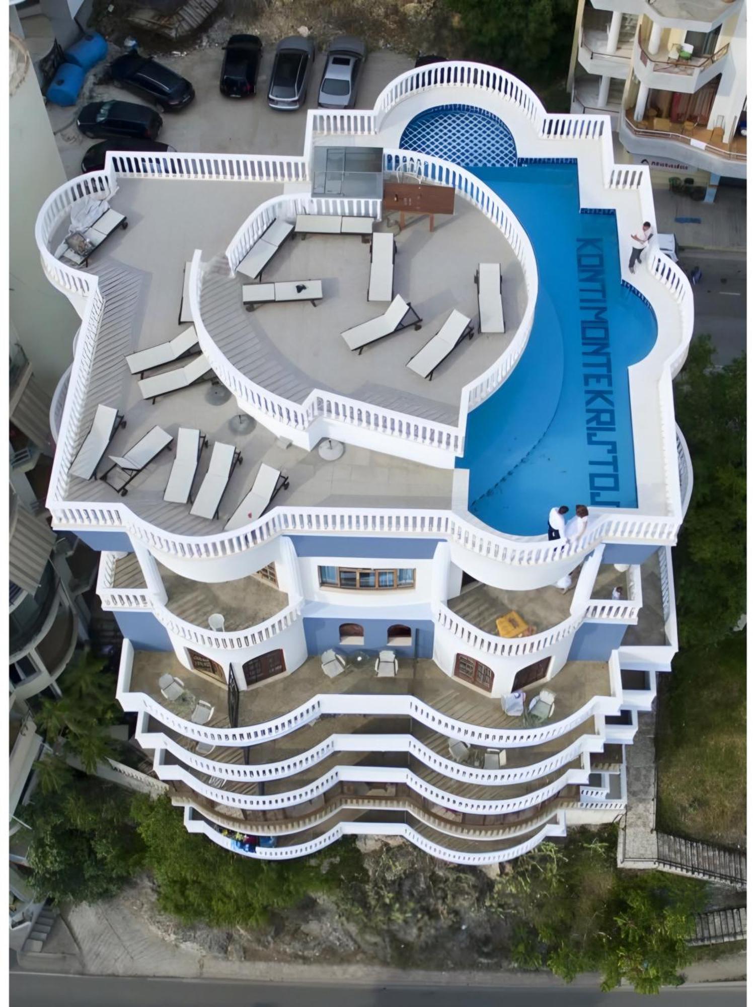 Monte Cristo Hotel With Rooftop Pool Sarandë エクステリア 写真