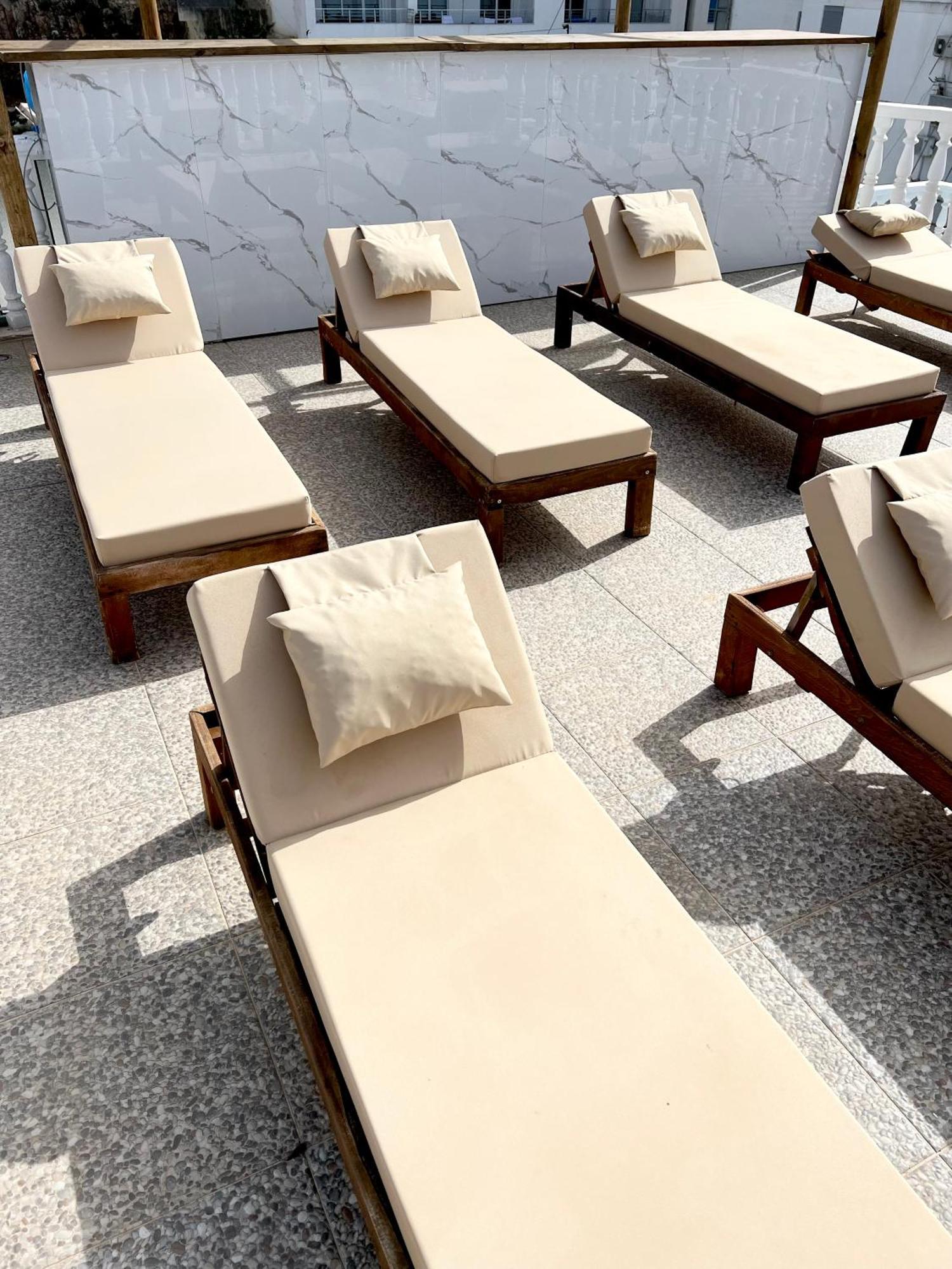 Monte Cristo Hotel With Rooftop Pool Sarandë エクステリア 写真